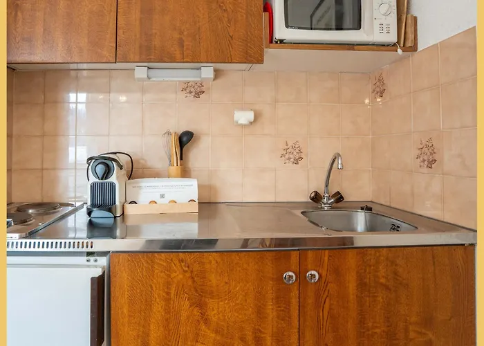 Chez Candide I I Apartment *